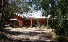 Stringybark Hills Retreat